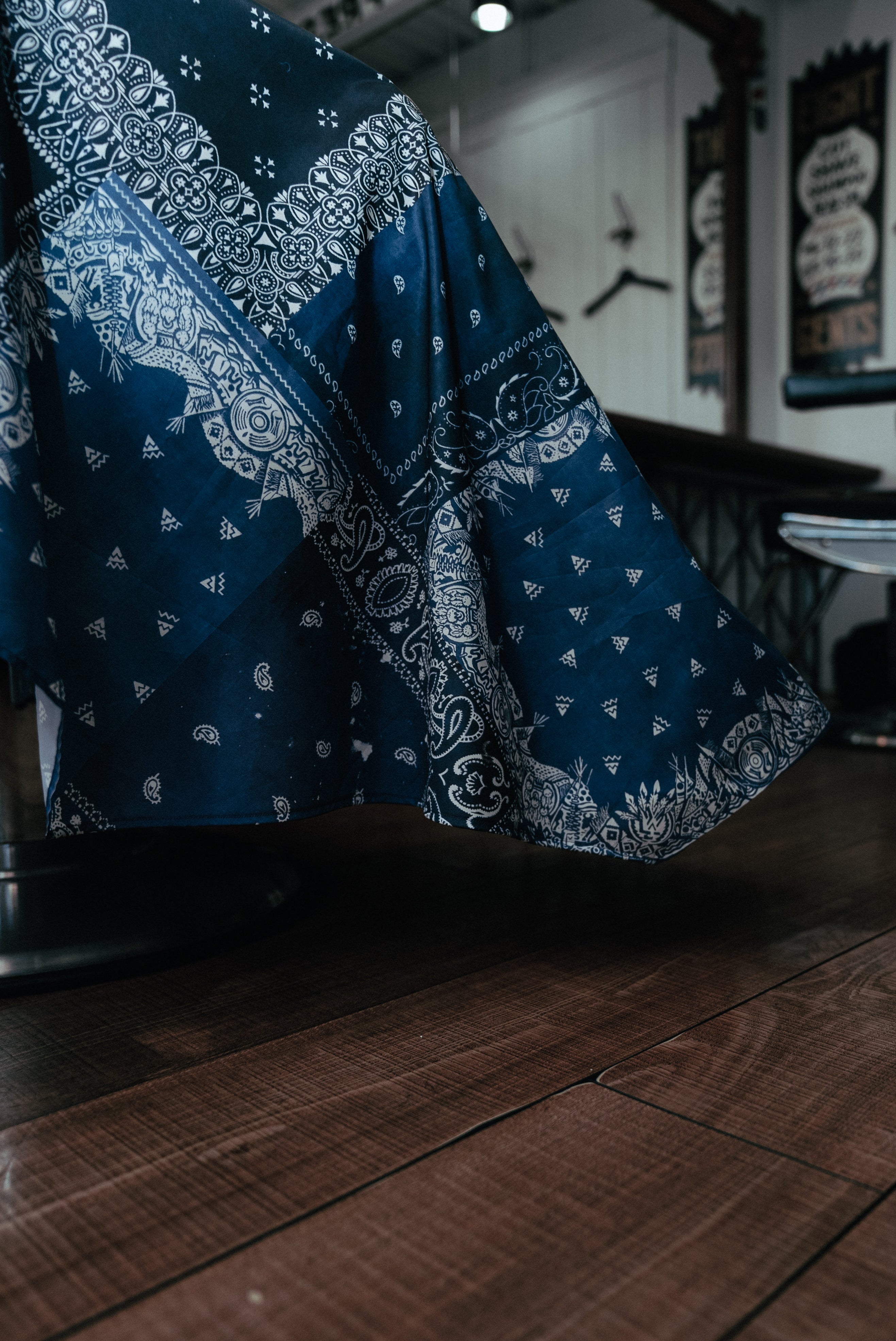 BUDDY - カットケープ